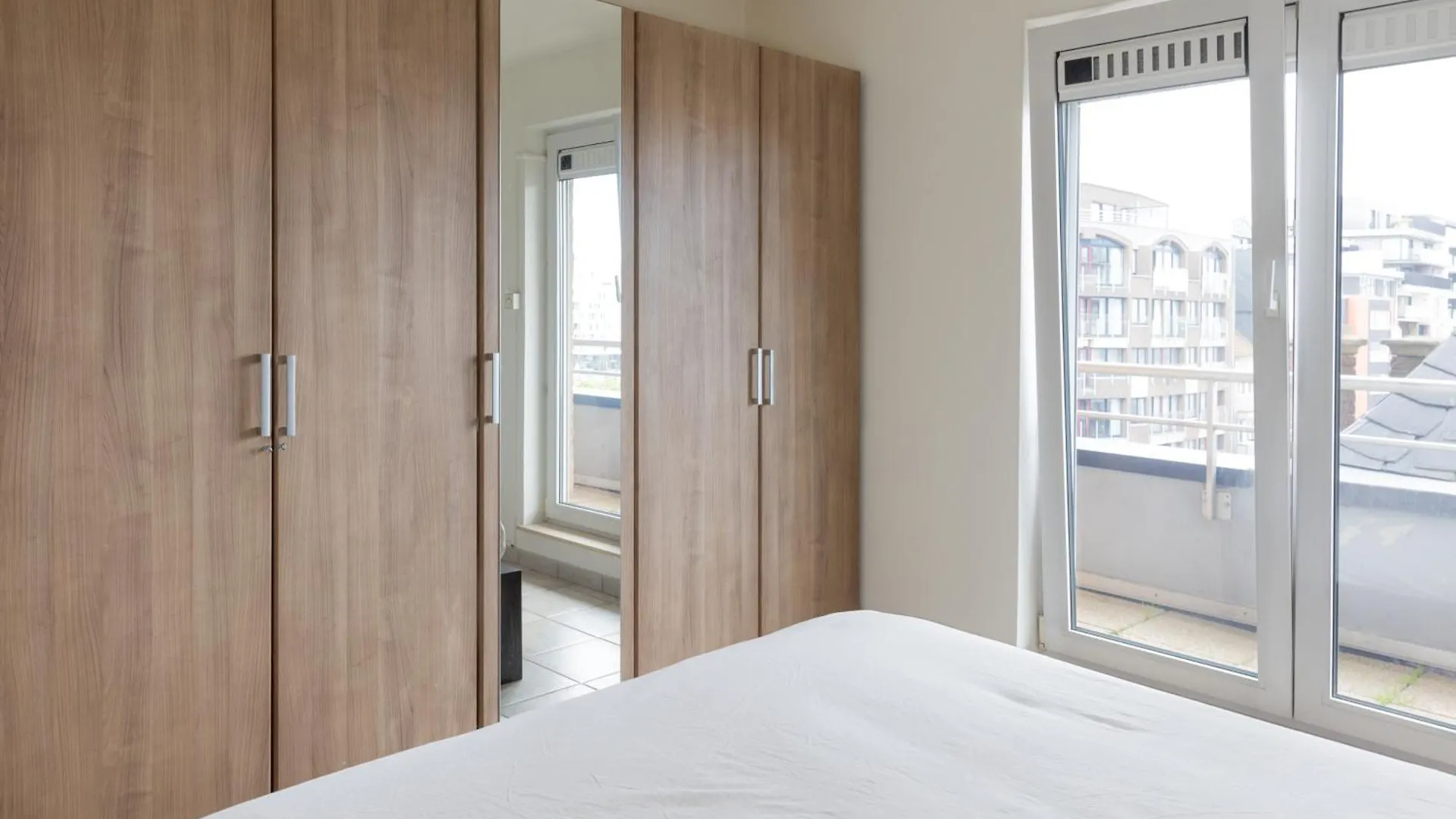 Appartement Leo & De Walvis Ostend Apartment
