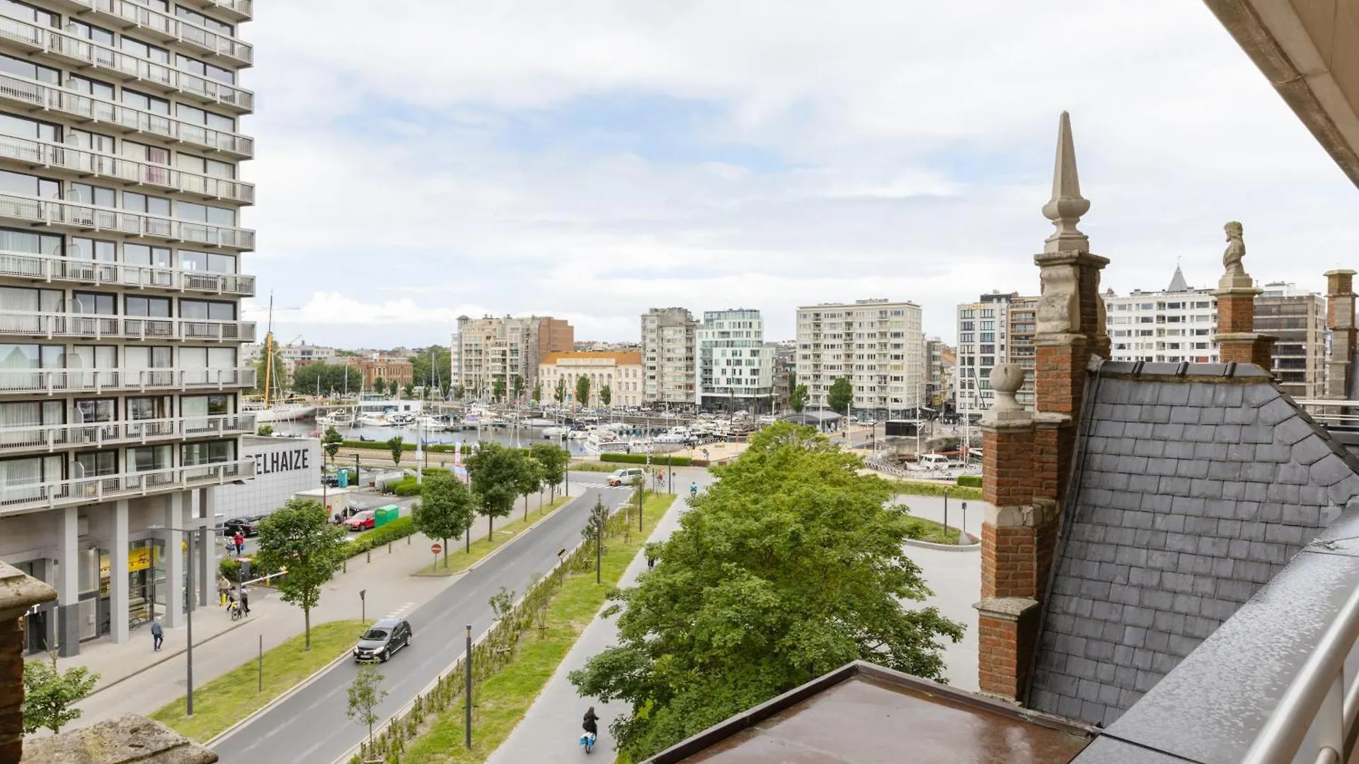 Apartment Appartement Leo & De Walvis Ostend Belgium